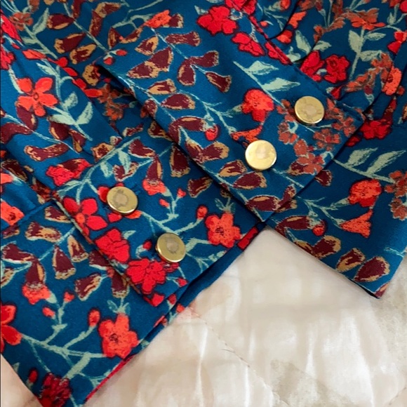 Ava & Viv Floral Blouse - Picture 5 of 10